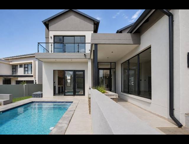 5 BEDROOM HOUSE FOR SALE IN FOUNTAINBROOK ESTATE